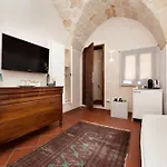 Corte Dei Taralli 4* לצ'ה